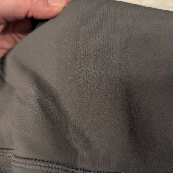 FLX High-Rise Affirmation 7/8 Pocket Leggings Grey Size Medium - Picture 3 of 6
